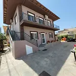 Guest house Aggelos Skala Sotiros