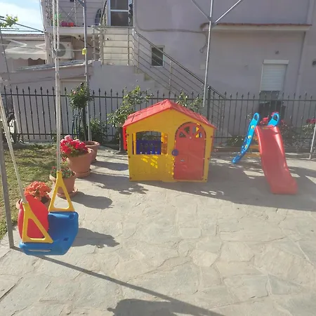 Aggelos Πανσιόν