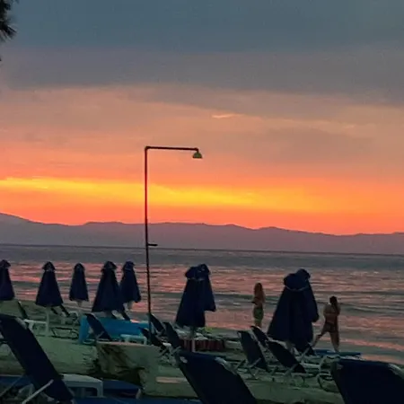 Aggelos Πανσιόν